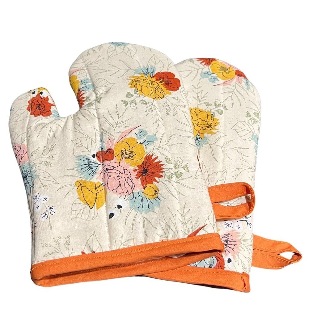 Handmade Oven mitts floral print